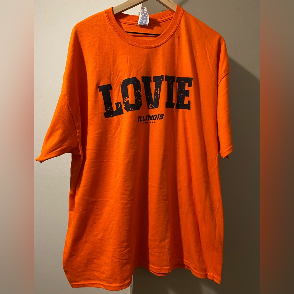 Illinois Football Lovie Smith T-Shirt - AUTOGRAPHED! - Size 2XL